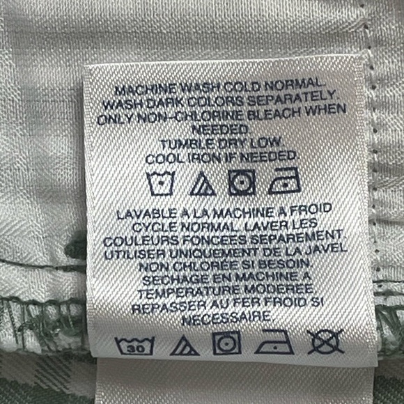 Land’s End women’s green/white gingham print shorts, size 2 - Picture 7 of 13